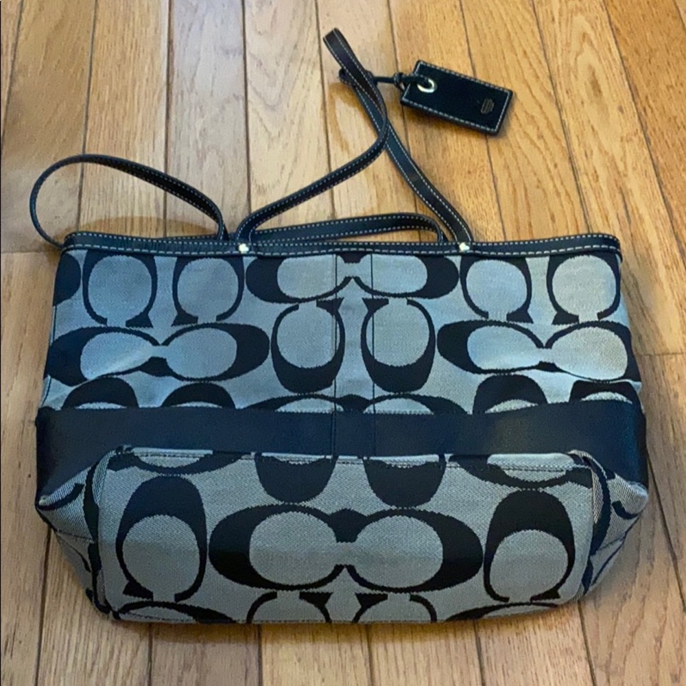 Authentic Coach black purse